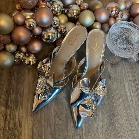 The Ultimate Holiday Party Kitten Heel 🎀 - Picture 3 of 5